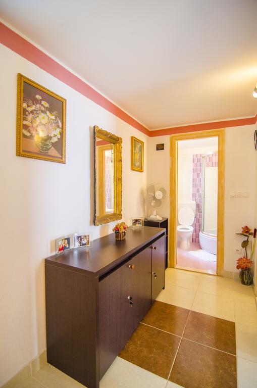 Villa Angie Old Town With Jacuzzi Split Exteriör bild